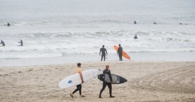 NYC beaches, pools close for year -- but new bill could extend season by a month