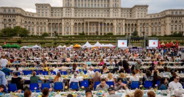 Romania sets Guinness record with miles-long table, raises funds for pediatric psychiatry hospital