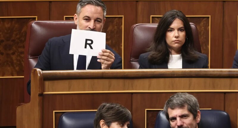 Spanish opposition leader calls prime minister a ‘traitor’ over Ceuta migrant crisis