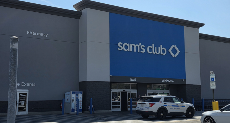 Stray bullet from nearby lounge fight kills Frito-Lay worker inside Sam's Club