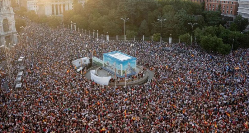 Tens of thousands flood streets to protest Spain border crisis