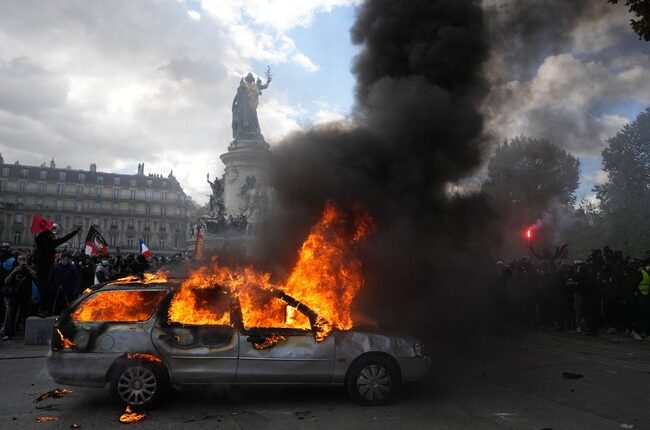 'No Way!': The Fake News Media Literally Has Its 'Mostly Peaceful' France Riots Moment