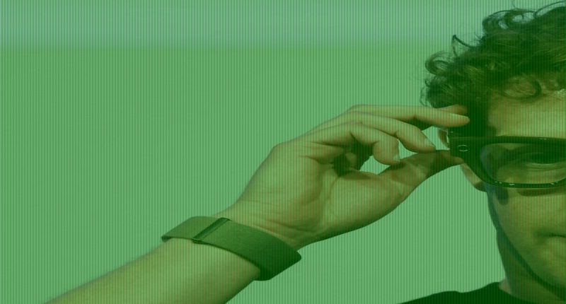 Are YOU being recorded? How to tell if someone is wearing Meta glasses