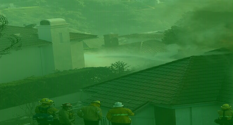 Brush fire threatens million dollar homes in southern California