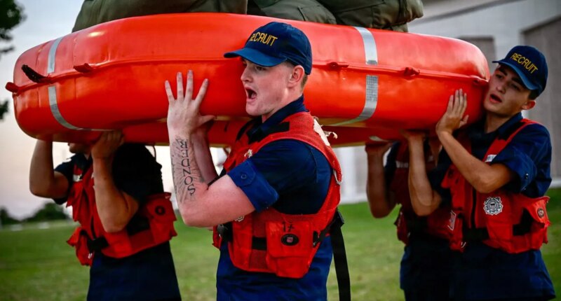 FIRST ON FOX: US Coast Guard recruits largest class in nearly 40 years, beats goals for third straight year