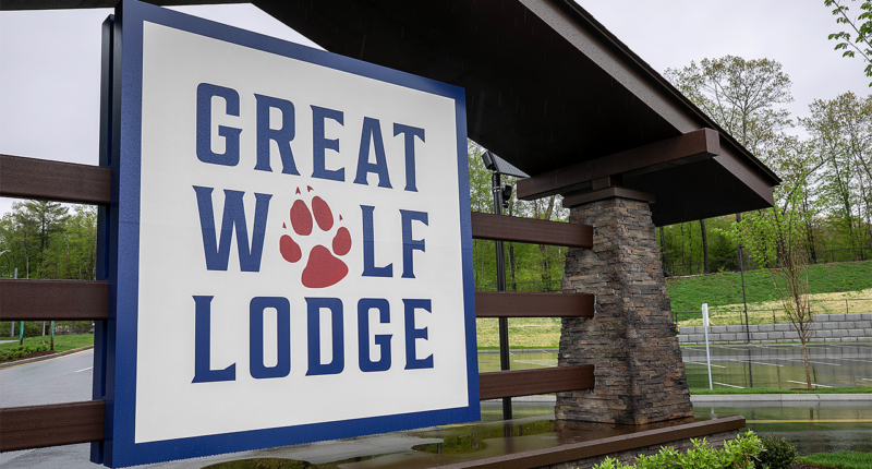 Great Wolf Lodge horror as mom accused of killing husband and toddler inside hotel room