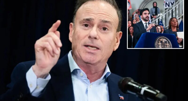 Jay Jacobs overwhelmingly re-elected NYS Dem chairman despite challenge