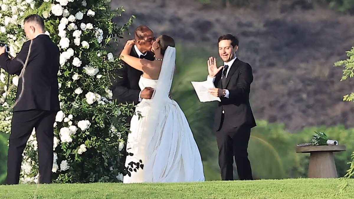 Jennifer Meyer Marries Geoff Ogunlesi in Hawaii Wedding