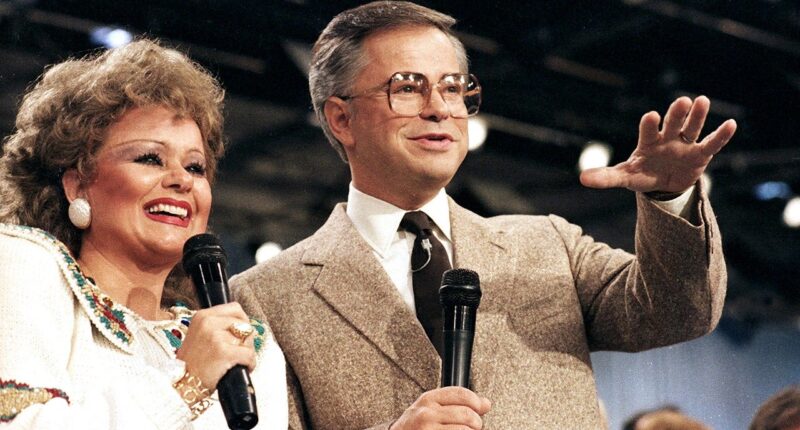 Jim Bakker, 'PTL Club' televangelist and fmr husband of Tammy Faye, dead at 86