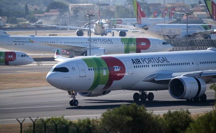 Lufthansa to buy 44.9% of TAP Air Portugal in €1.2B deal