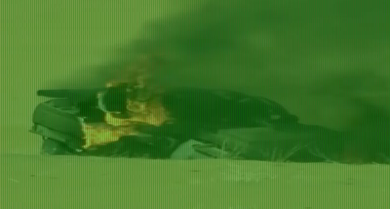 Moment Houthi and pro-Saudi forces fight Mad Max-style desert battle