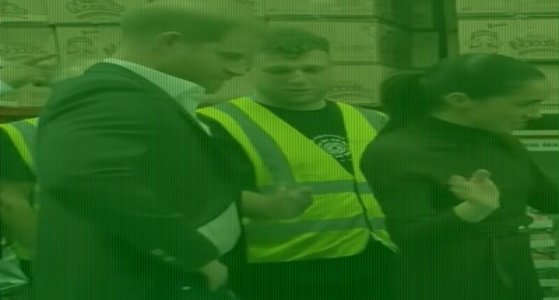 Moment volunteer ignores Meghan's questions about filling a food bag
