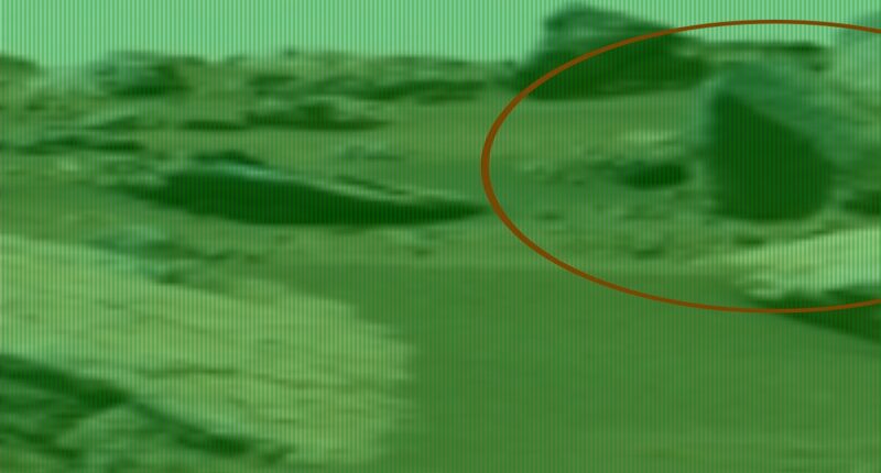 Mystery 'portal' in NASA Mars photo sparks lost civilization theories