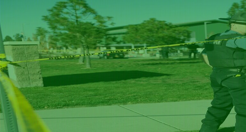 Oregon shooter fired shotgun at pickup truck before storming school
