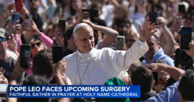 Chicago Catholics offer prayers as Pope Leo XIV prepares for lung nodule surgery