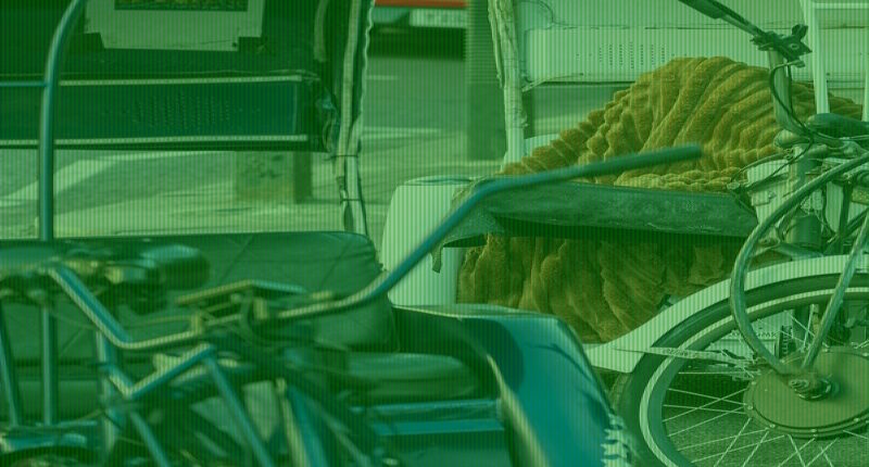 Rip-off rickshaw drivers are sleeping rough in their cabs