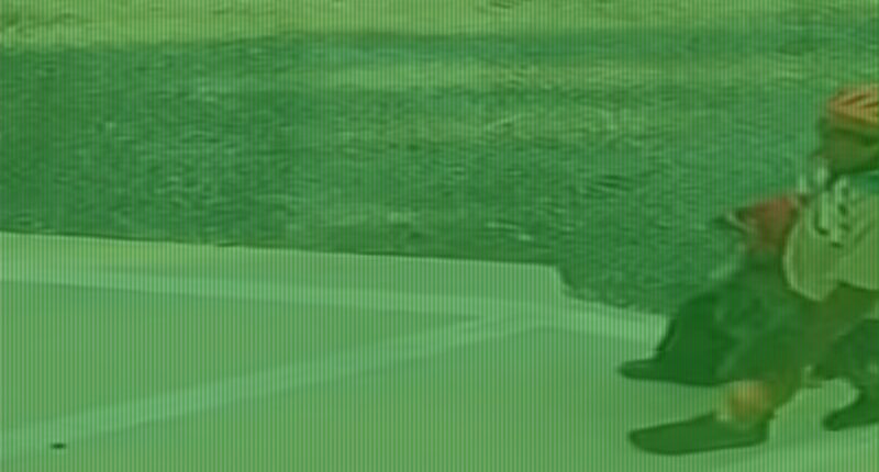 Stranger filmed trying to abduct girl, 13, outside gas station