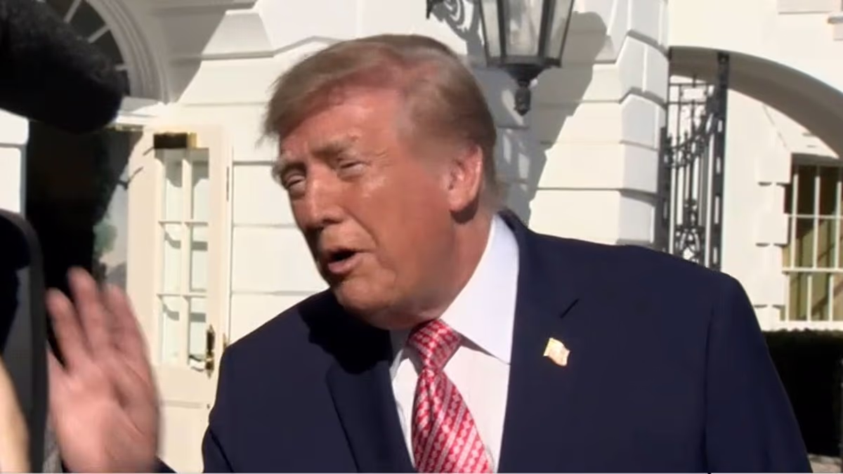 Trump Apologizes to Reporter After Calling Her ‘Fake News’